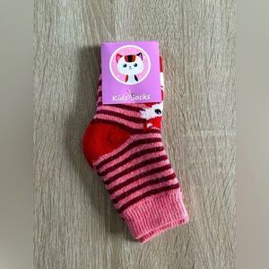 NWT … Kids High Quality Winter Socks